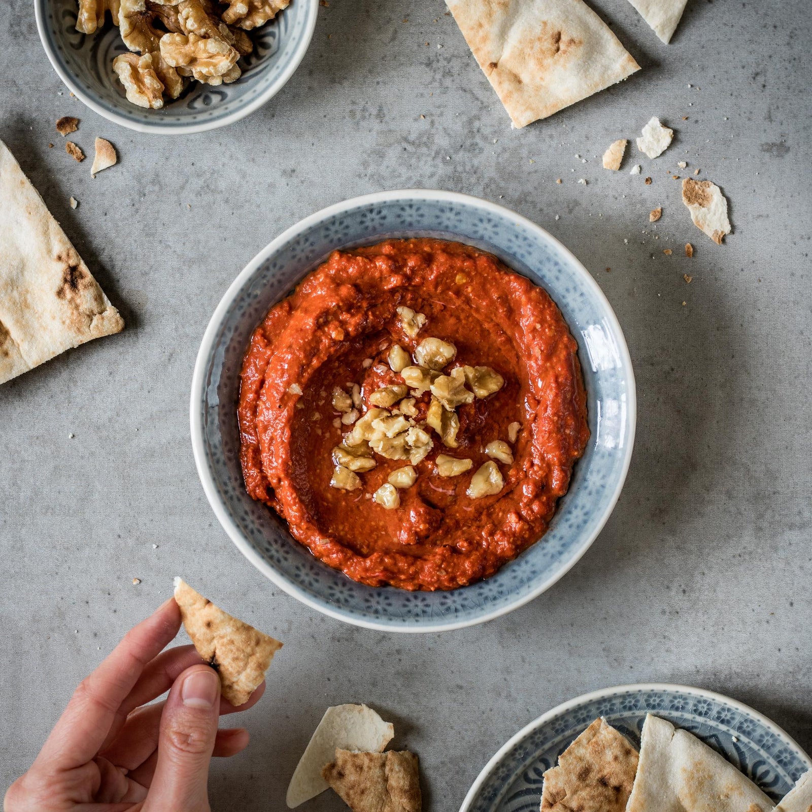 Aufstrich aus gebackener Paprika mit Walnüssen