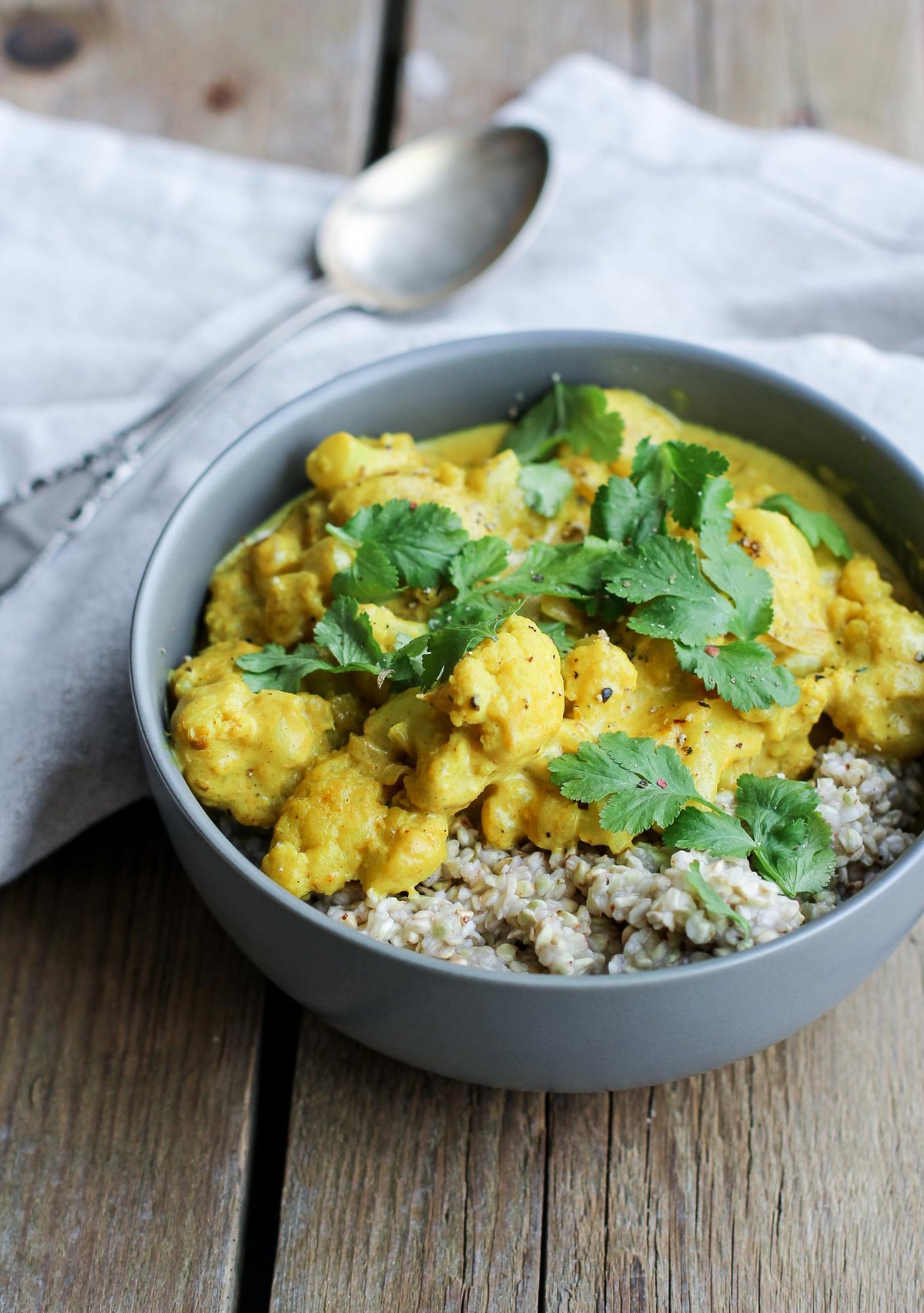 Blumenkohl-Curry mit Buchweizen