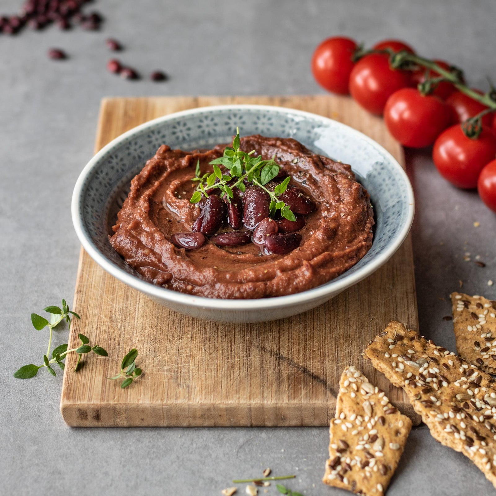 Bohnenaufstrich mit Chili und getrockneten Tomaten