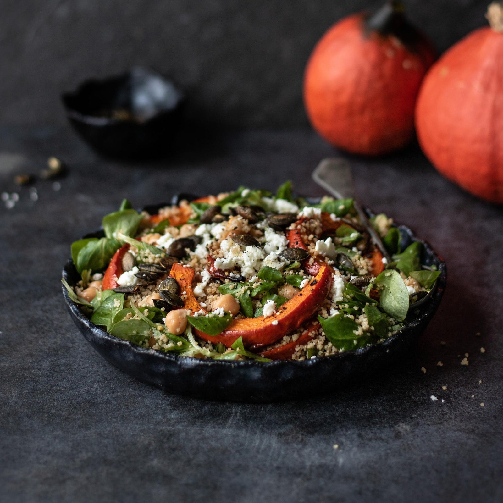 Couscous-Salat mit gebackenem Kürbis und Feta-Käse