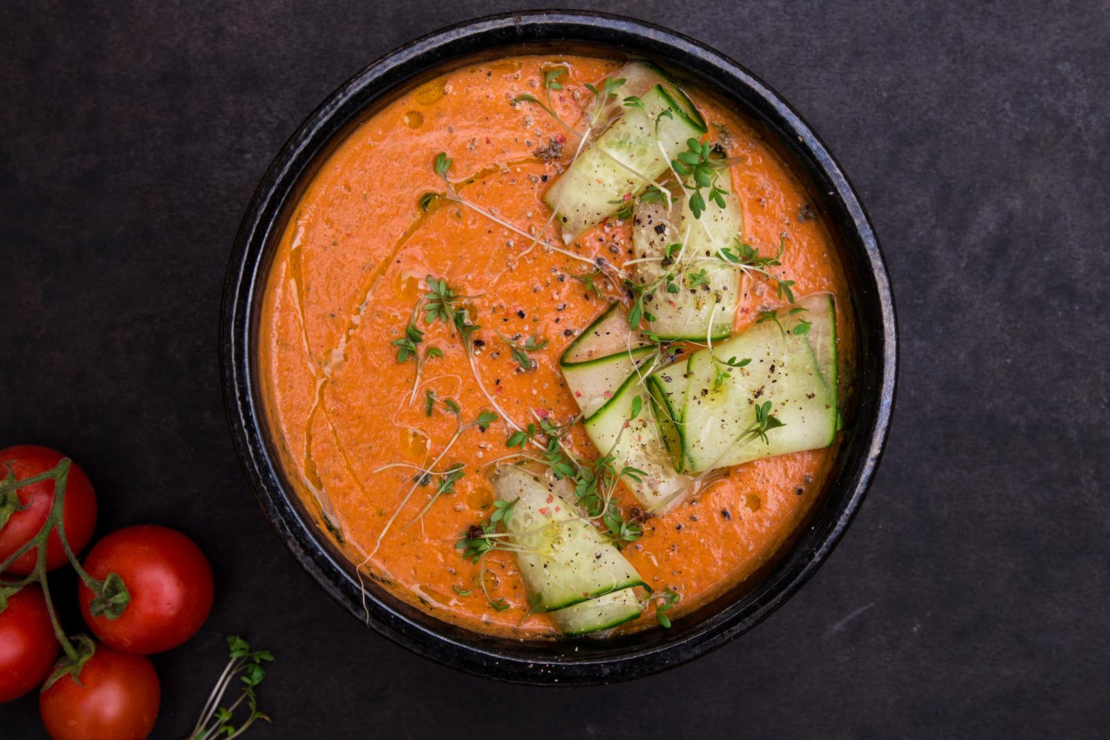 Erfrischendes Tomaten-Gazpacho