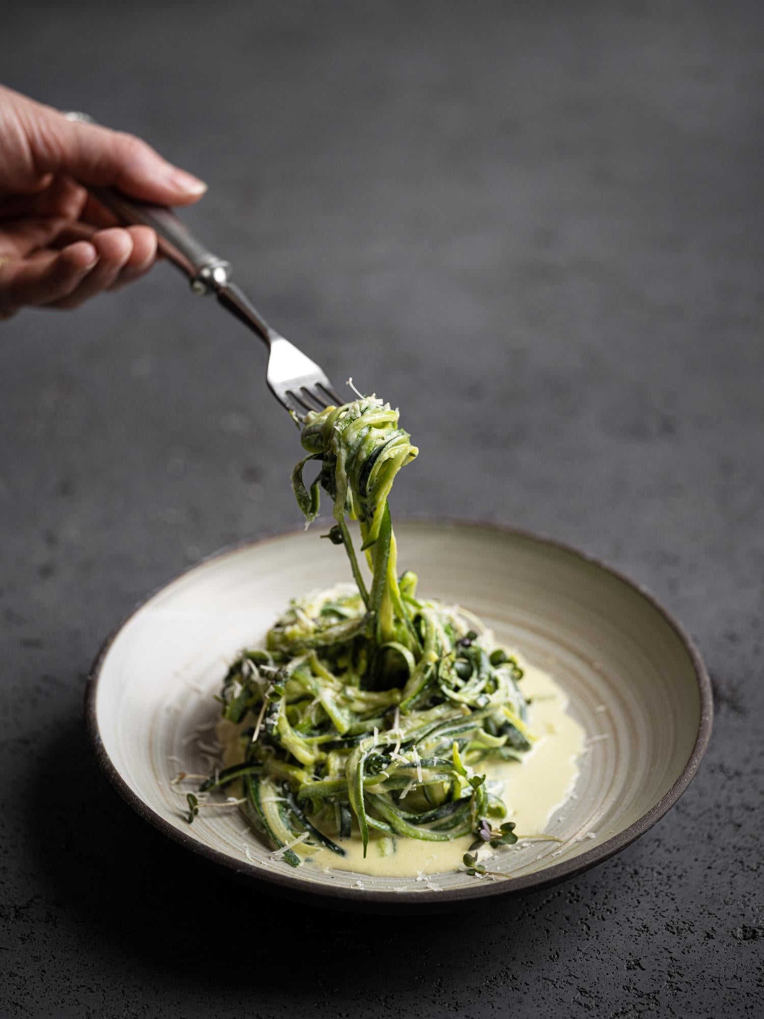 Gesunde Zucchini-Carbonara