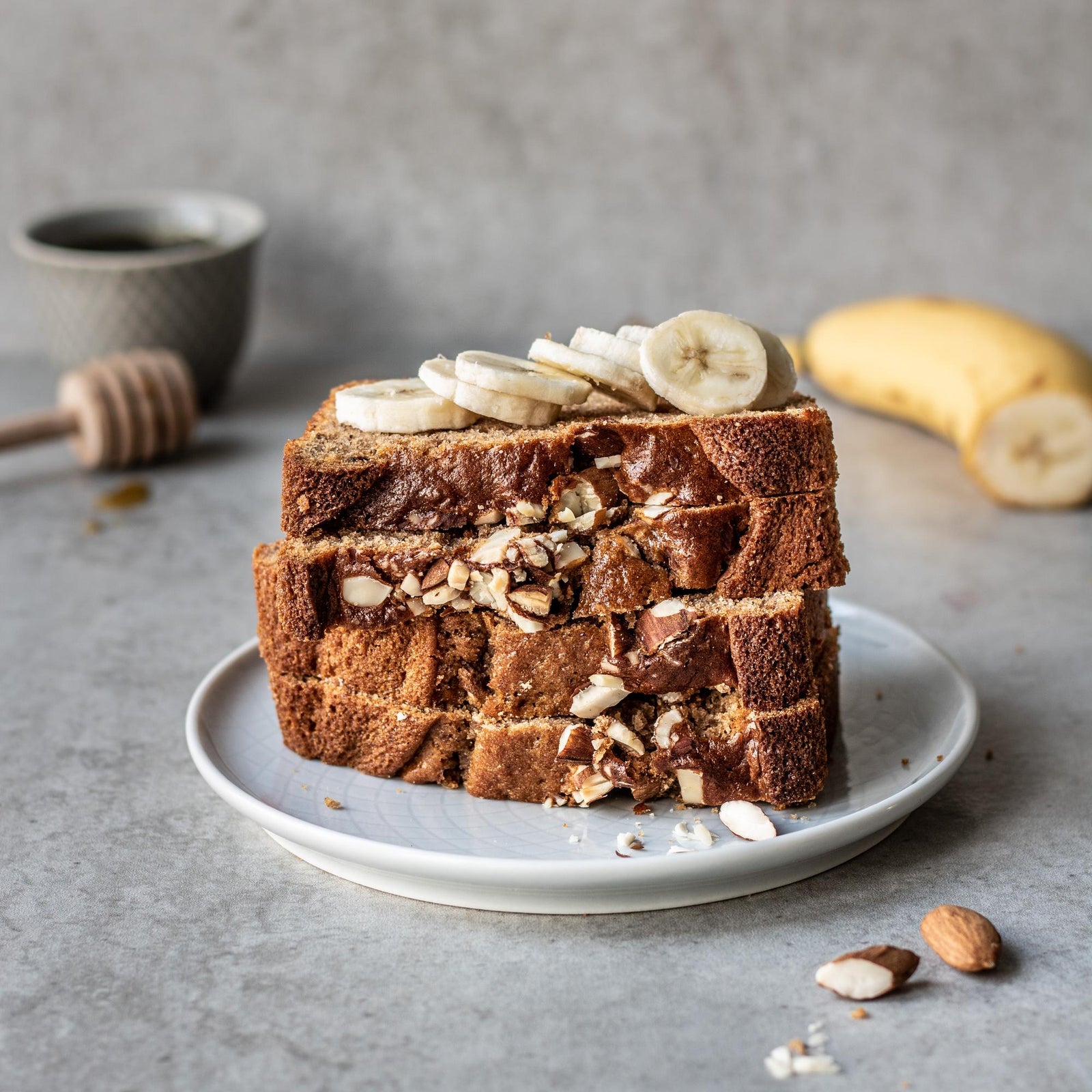 Glutenfreies Bananenbrot mit Mandeln