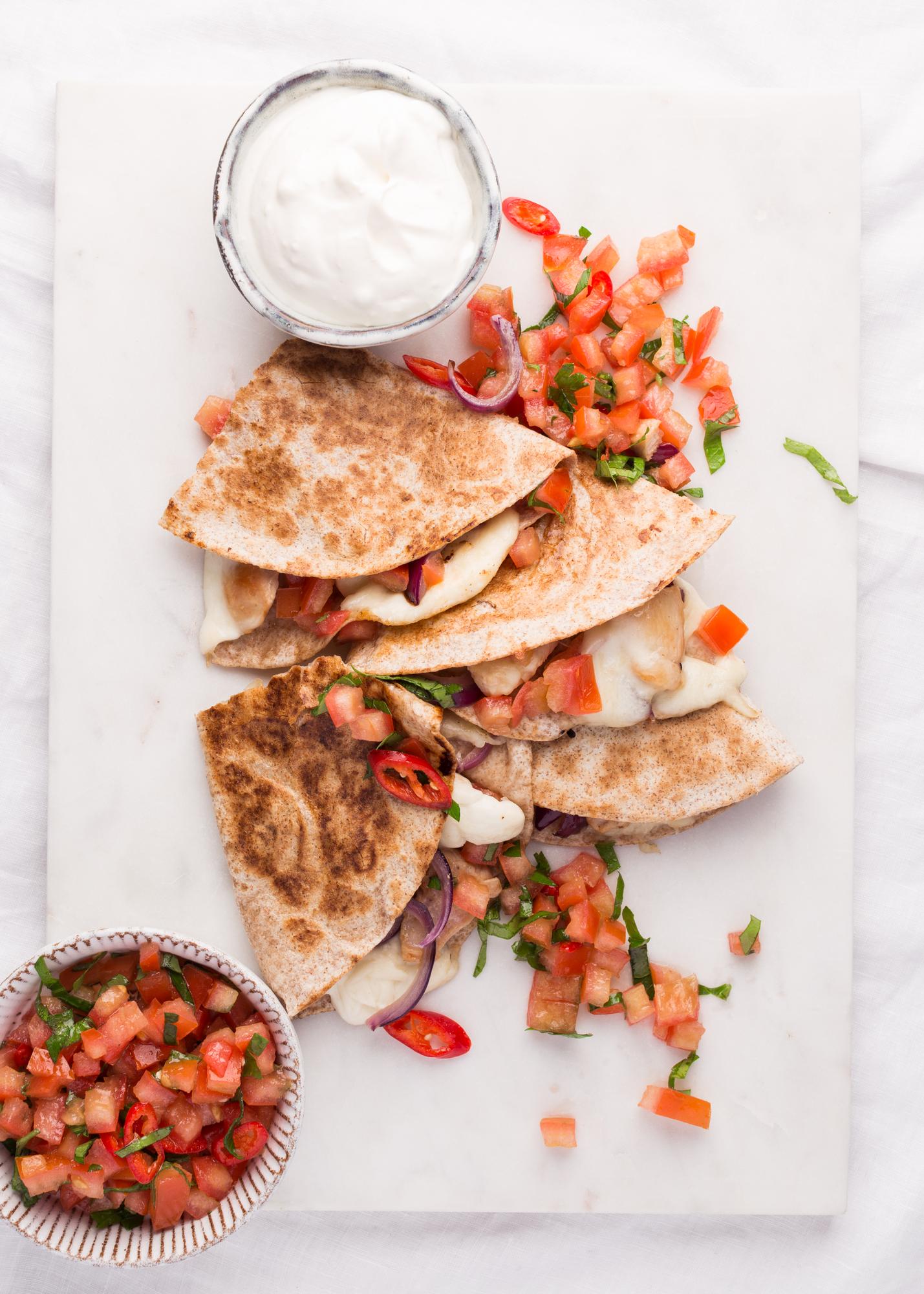 Hähnchen-Quesadillas mit Mozzarella