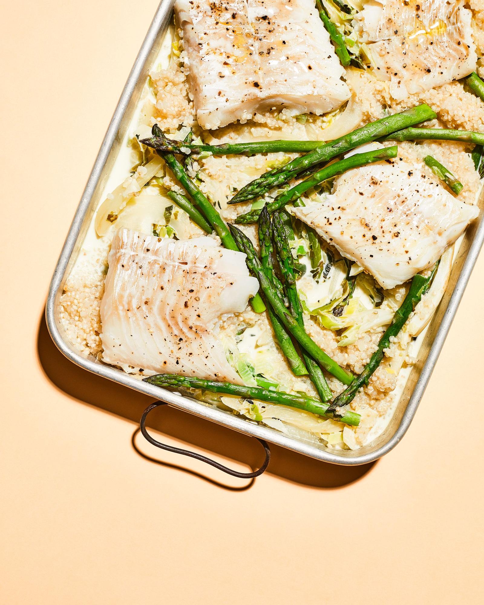 Kabeljau mit Fenchel, Spargel und Lauch