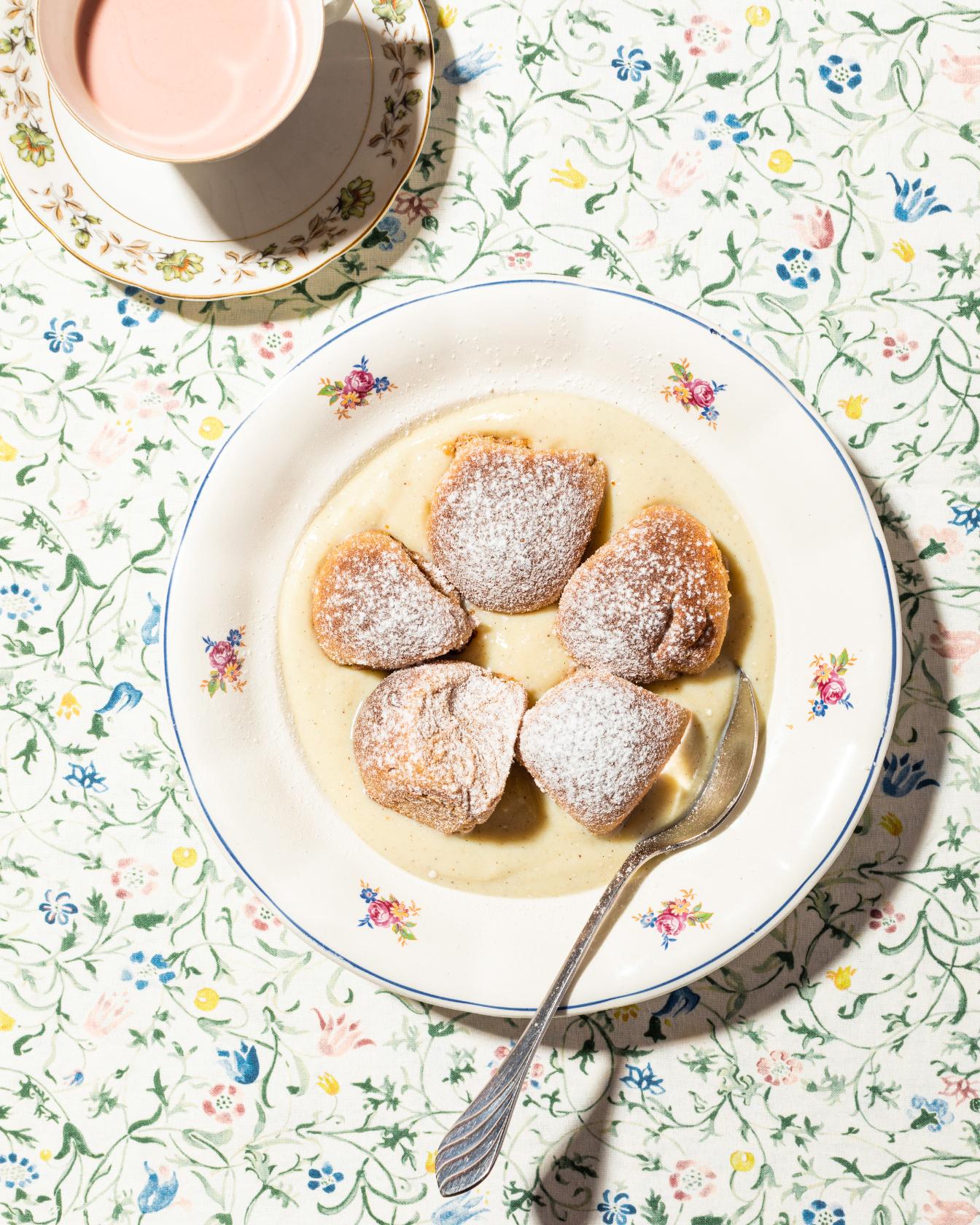 Protein-Buchteln mit Vanillecreme