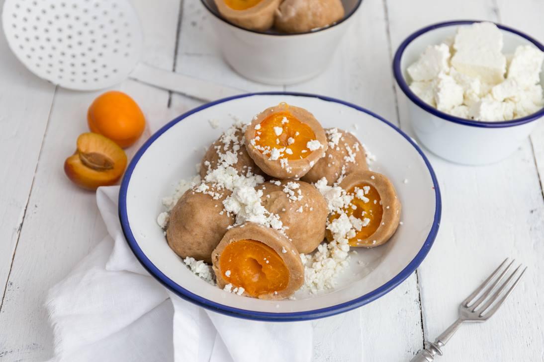 Quark-Knödel mit Aprikosen