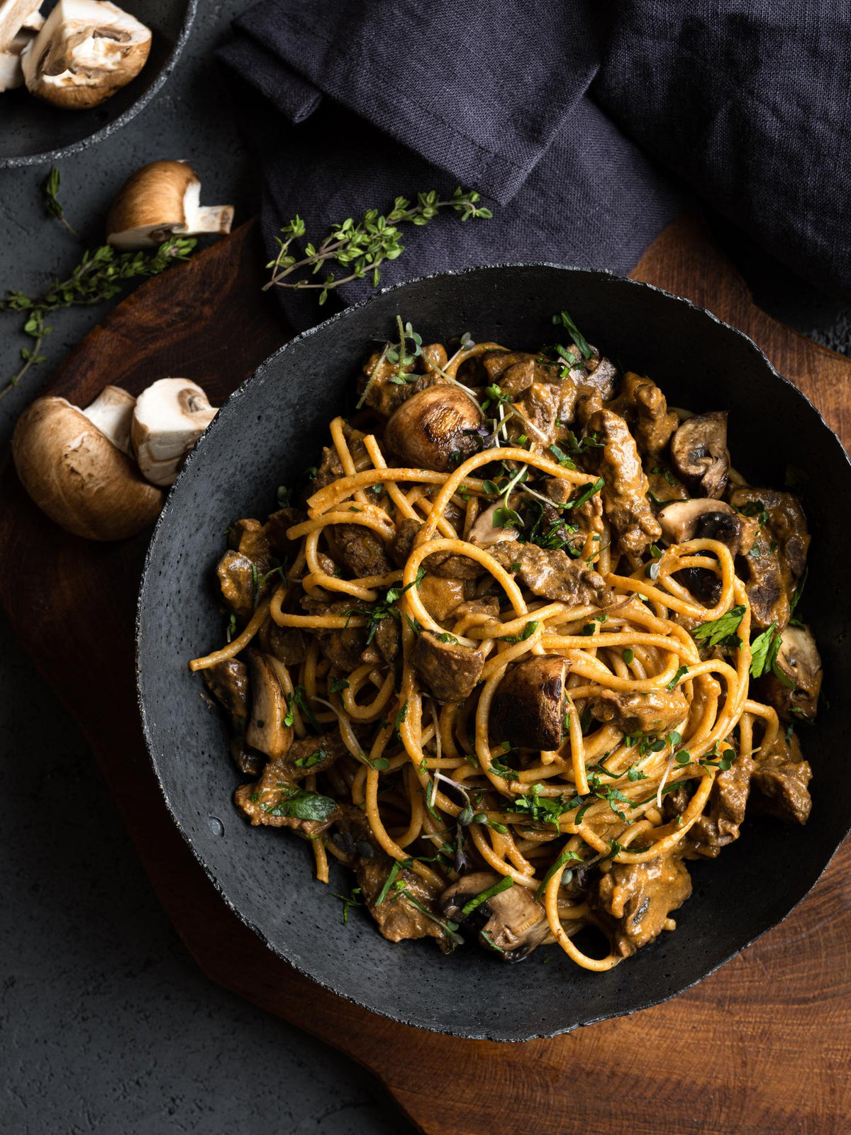 Rindfleisch in Senf-Sahne-Sauce