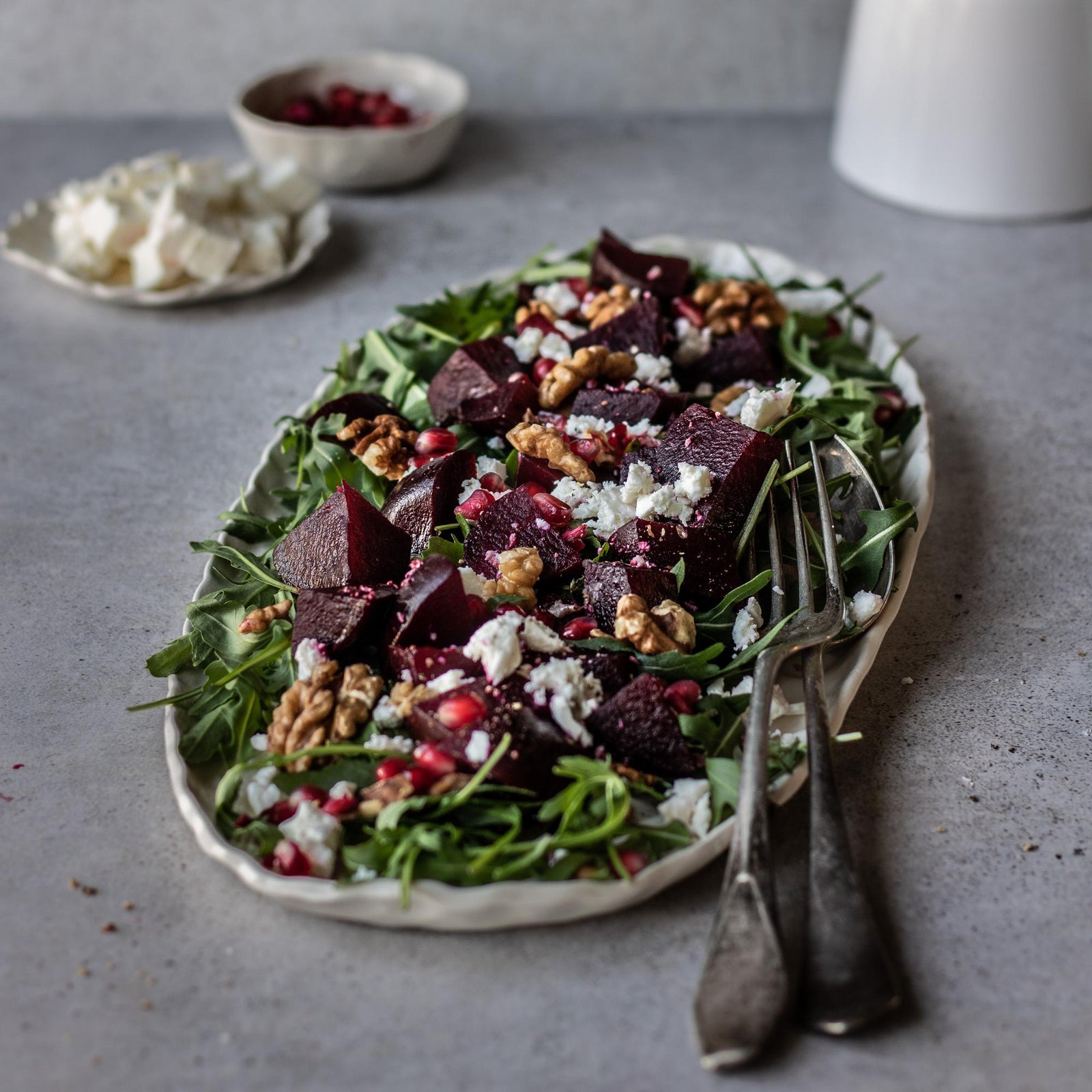 Salat mit Roter Bete, Rucola und Feta-Käse
