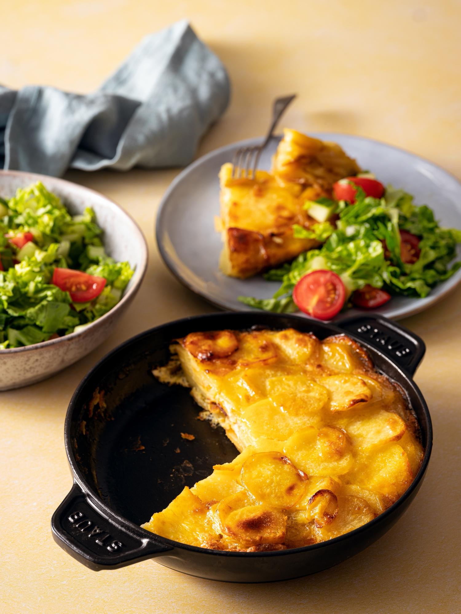 Spanische Kartoffeltortilla mit Salat