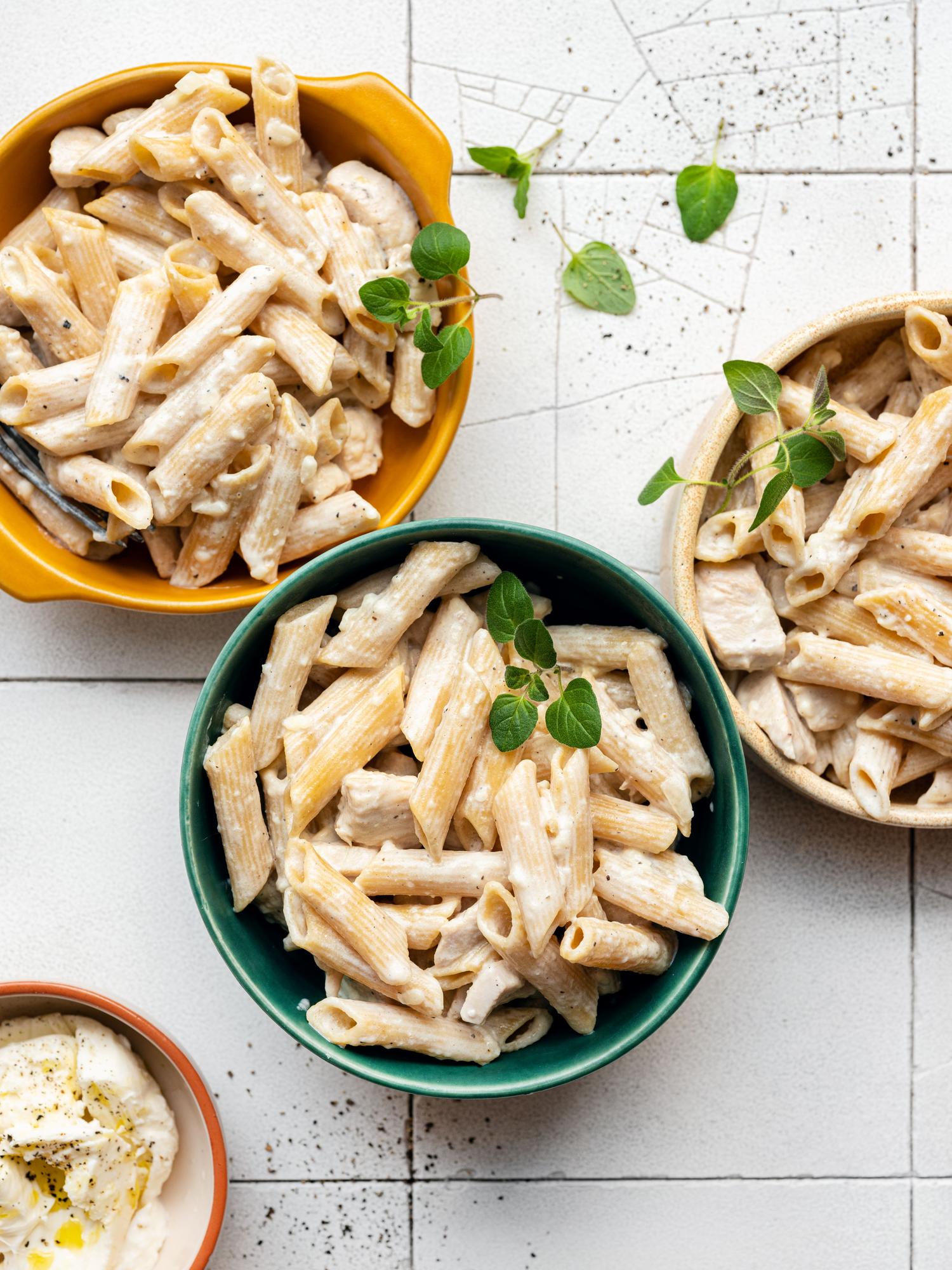 Nudeln mit Dreierlei-Käse-Sauce