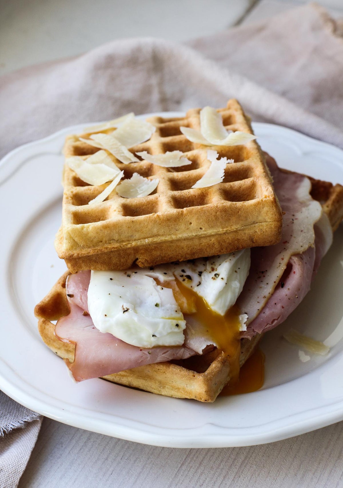 Waffeln mit Parmesan