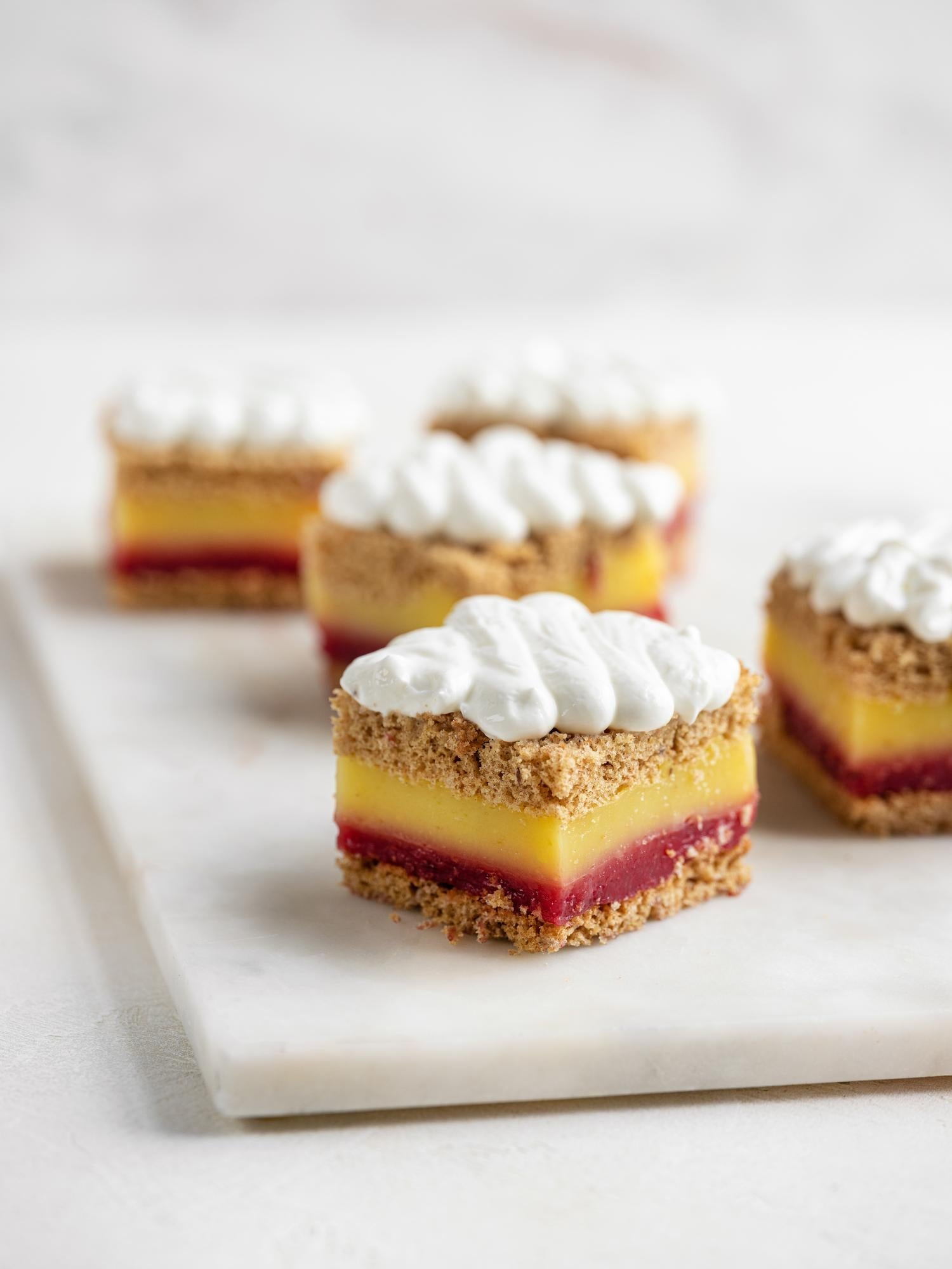 Kirsch-Pudding-Schnitten