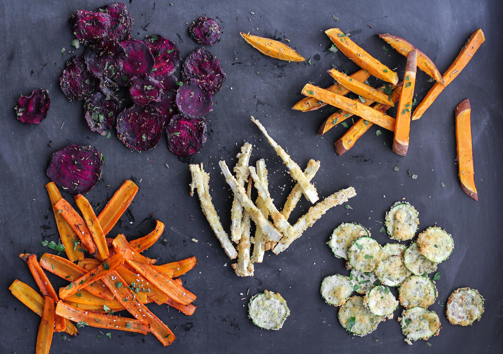 Zucchini-Chips mit Parmesan