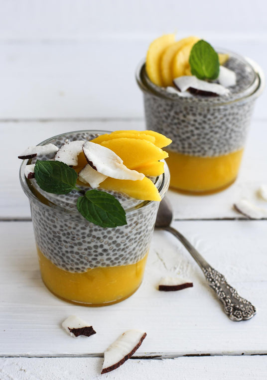 Chia-Pudding mit Mangopüree